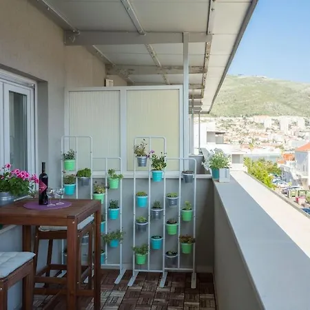 Apartment Swanky Gem *
